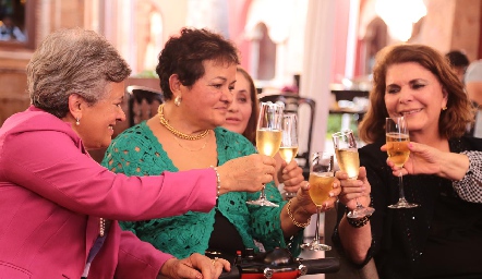  Celebrando un año más de vida.