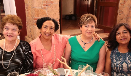  María del Rosario Villalobos, Remi Marx, Julia Guerra y Margarita Zaragoza.