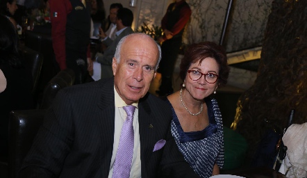  Manuel y Magdalena González.