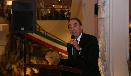  Gustavo Puente Estrada.