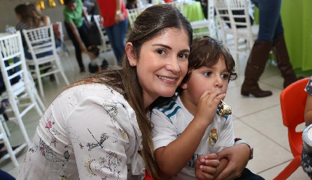  Begoña García e Iker.