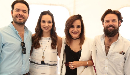  Diego Hernández, María Leal, Montse Lavín y Checo Guerra.