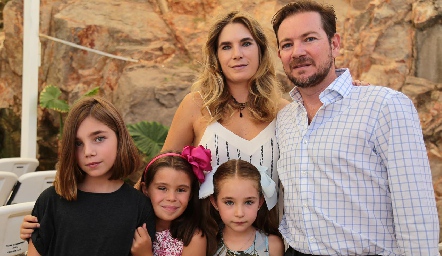  Familia Rosillo.