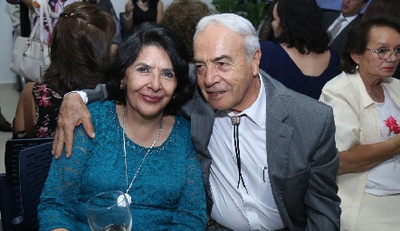  Cecilia y Manuel González.