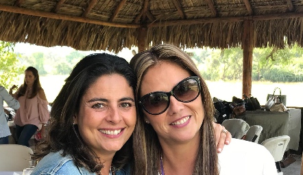  Rocío Ortuño y Beatriz Villegas.