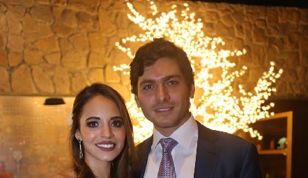 Fernanda Paredes y Andrew Delgado ya son esposos.