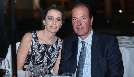  Charo Valladares y Oscar Gaviño.