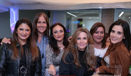  Chelito Padrón, Adriana Pedroza, Adriana Ocaña, Karina Vita, Deyanira Cázares y Anilú Enríquez.