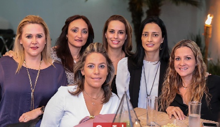  Laura Cervantes, Adriana Ocaña, Ana Hernández, Cristina Hernández, Michelle Zarur y Aurora Irigoyen.