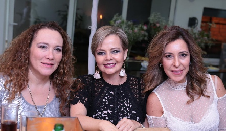  Laura Vargas, Luz Estela Gómez y Karla Chalita.