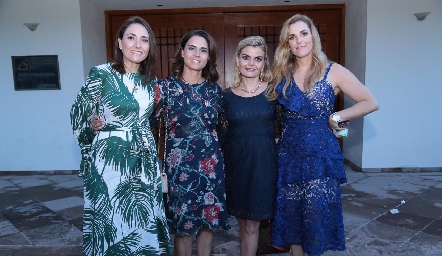 Comadres María José Abaroa, Fer Félix, Erika Matuk y Marisol Valladares.
