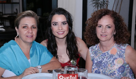  Isabel González, Gaby Díaz Infante y Teté González.