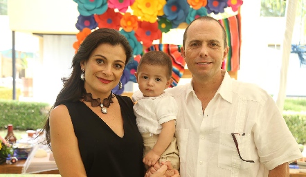  Elsa Lozano, Mario y Caco Corripio.
