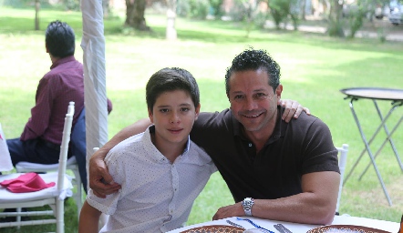  Patricio y Gerardo Galván.