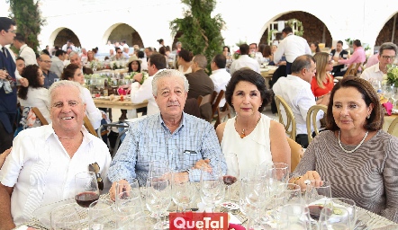  Jorge Fernández, Ramón Martínez, Yolanda Cardona y Patricia Sanders.