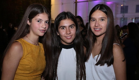  Alexandra González, Carolina Ascanio y Camila Garza.