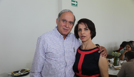  Juan Manuel Guerra y María Santillán.
