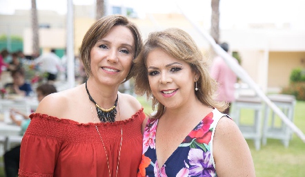  Beatriz Lavín y Rocío Covarrubias.