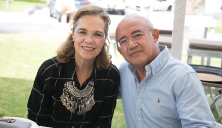  Claudia y Wilfrido Martínez.