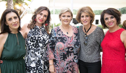  Sofía Díaz, Krista Alvarado, Aurora García, Rocío Güemes y Gina Ress.