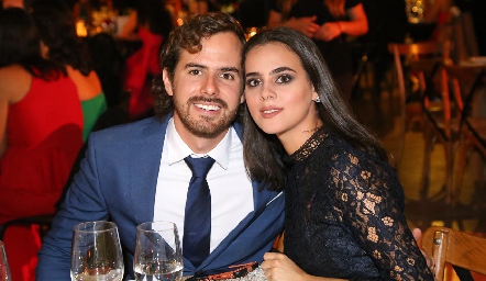  Andrés Catañón y Mariana Molina.