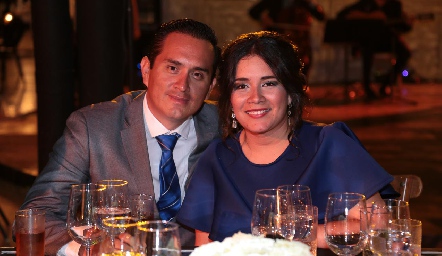  César y Mariana Bárcenas.