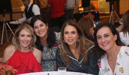  Sandra Revilla, Cyntia Sánchez, Pilar Díaz de León y Susana Salgado.