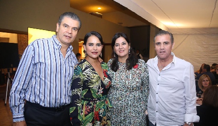  Javier y Marily Tobías, Cyntia Sánchez y Eduardo Gómez.