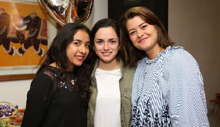  Ale Pruneda, Ana Paty Garza e Isa Valle.