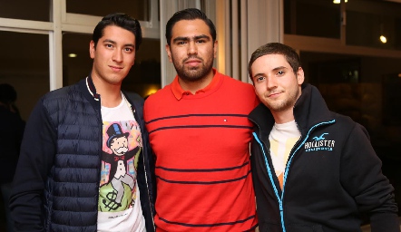  Juan Pablo de la Fuente, Edson Palomo y Diego González.