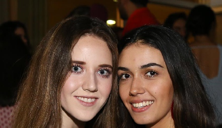  María Orozco y María Elena Ortega.