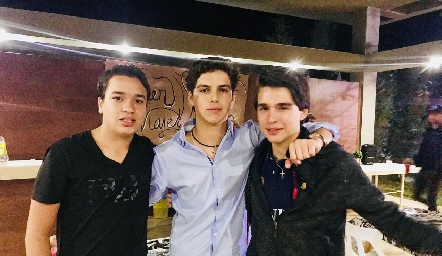  Manuel Flores, José Emilio Zapata y Eduardo Siller.