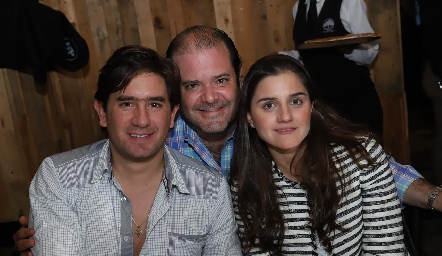  Fernando Abud, Armando Villaseñor y Eugenia Musa.