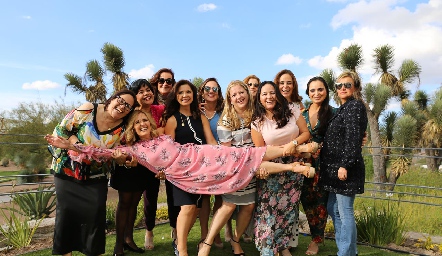  Cumpleaños de Sylvia Aguilar de Alcalde.