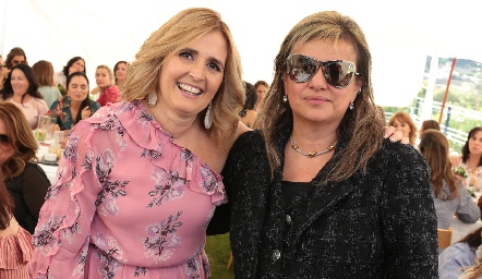  Sylvia Aguilar e Idalia Cruz.