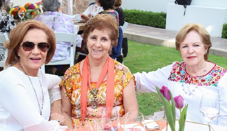  Marcela Padrón, Rebeca Mendizábal y Lynette Mc Gee.