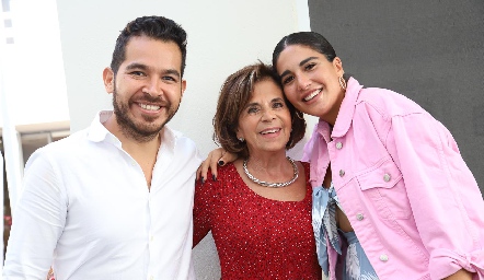  Antonio Meneses, Guillermina Anaya de De los Santos y Nuria Zendejas.