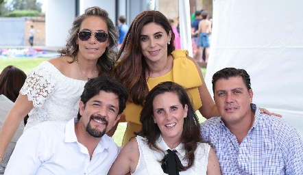  Michelle Zarur, Karina Hernández, Marcelo Lozano, Paola Meade y Rolando Muñoz.