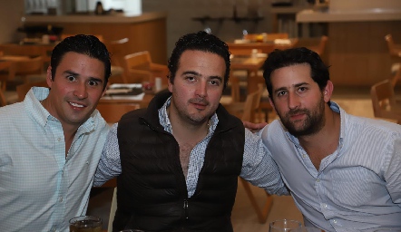  José Alonso, Alejandro Granados y Santiago López.
