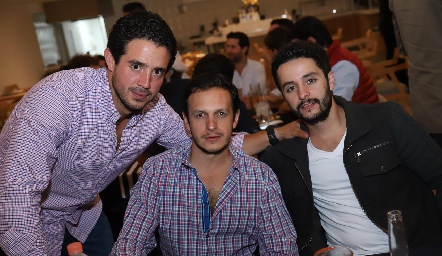  Roberto Mejía, Javier Ramírez y Juan Carlos Dibildox.