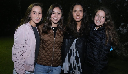  Ofelia Fernández, Vale Salazar, María Paula Silva e Ilse Siller.