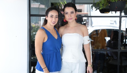  Samantha Corpi y Gaby Díaz Infante.