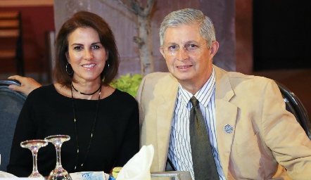  Mónica Ayala y Juan Sánchez.