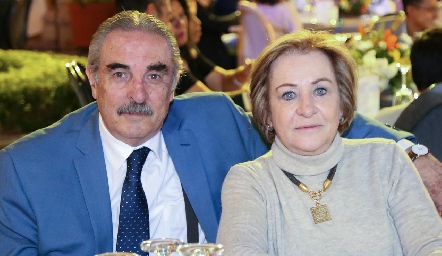  Antonio y Luz María Rubín de Celis .