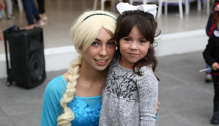  Con la Princesa Elsa.
