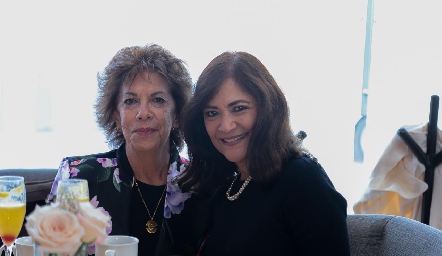  Lucero Rosillo y Gladys Castellanos.