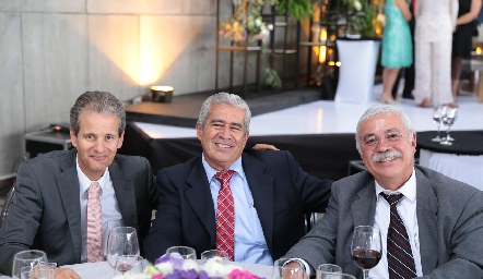 Juan José Aranda, Fernando González y Octavio Barriga.