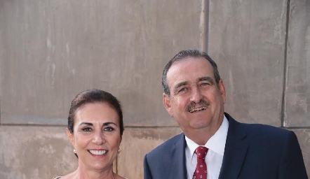  Luz Elena Corripio y Guillermo Borbolla.