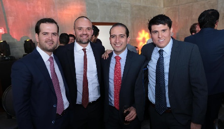  Eduardo Martínez, Carlos Aranda, Diego Bocard y Alejandro Garza.