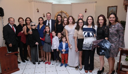  Familia Nava.